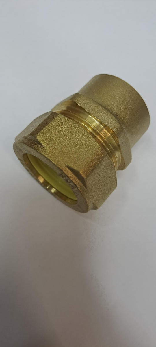 Муфта с вн.резьбой SF20*3/4 Flexsy