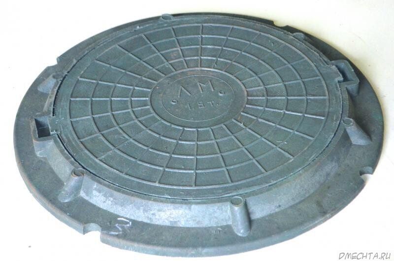 Люк полимерпесчанный 560/576х720х540х20 красный нагрузка 1,5т